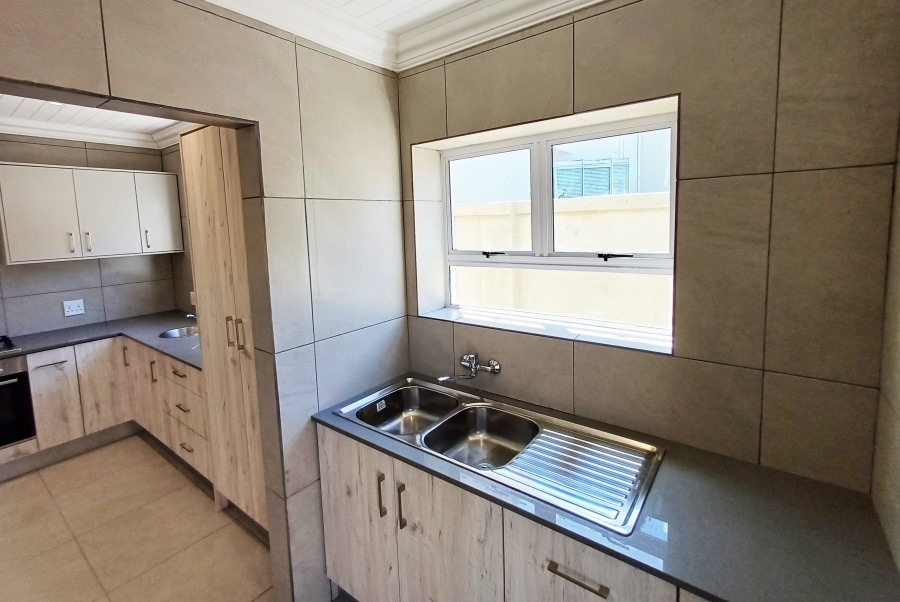 3 Bedroom Property for Sale in Palmiet Western Cape